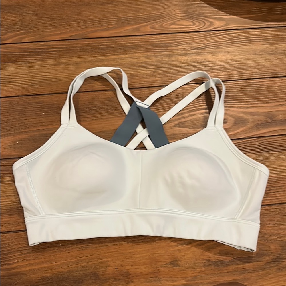 Under Armour mint green sports bra